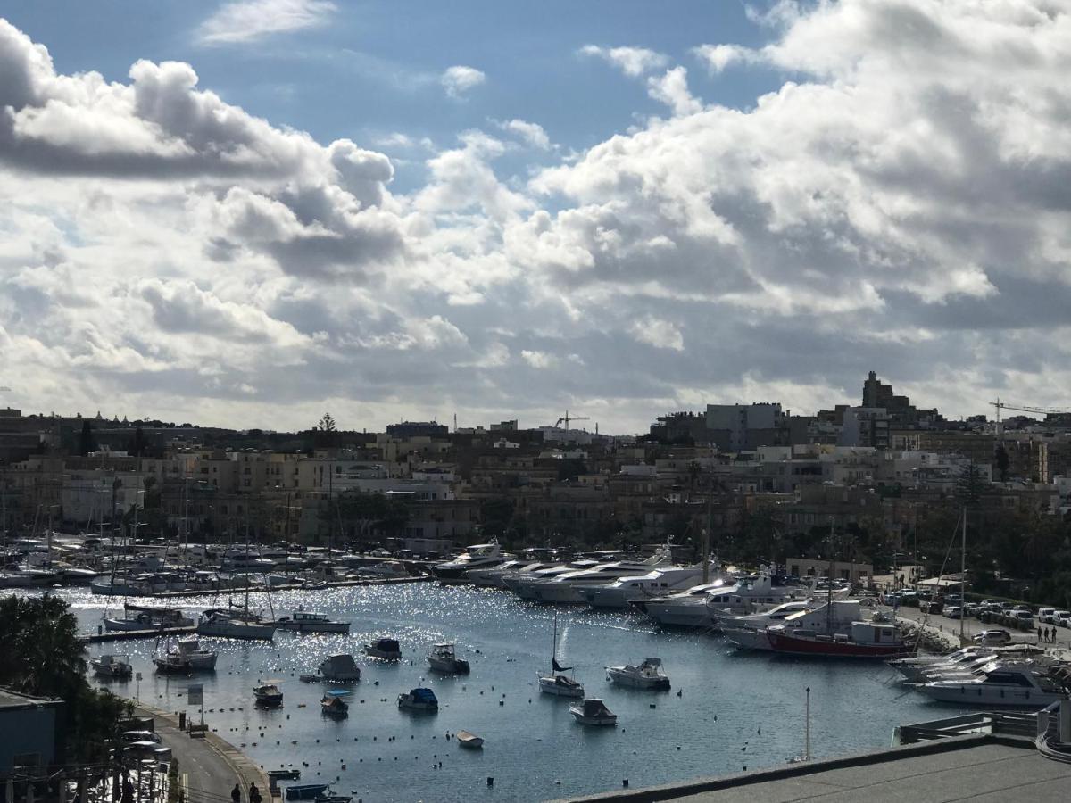 شقة Gzira  في Point - Sir William Reid المظهر الخارجي الصورة