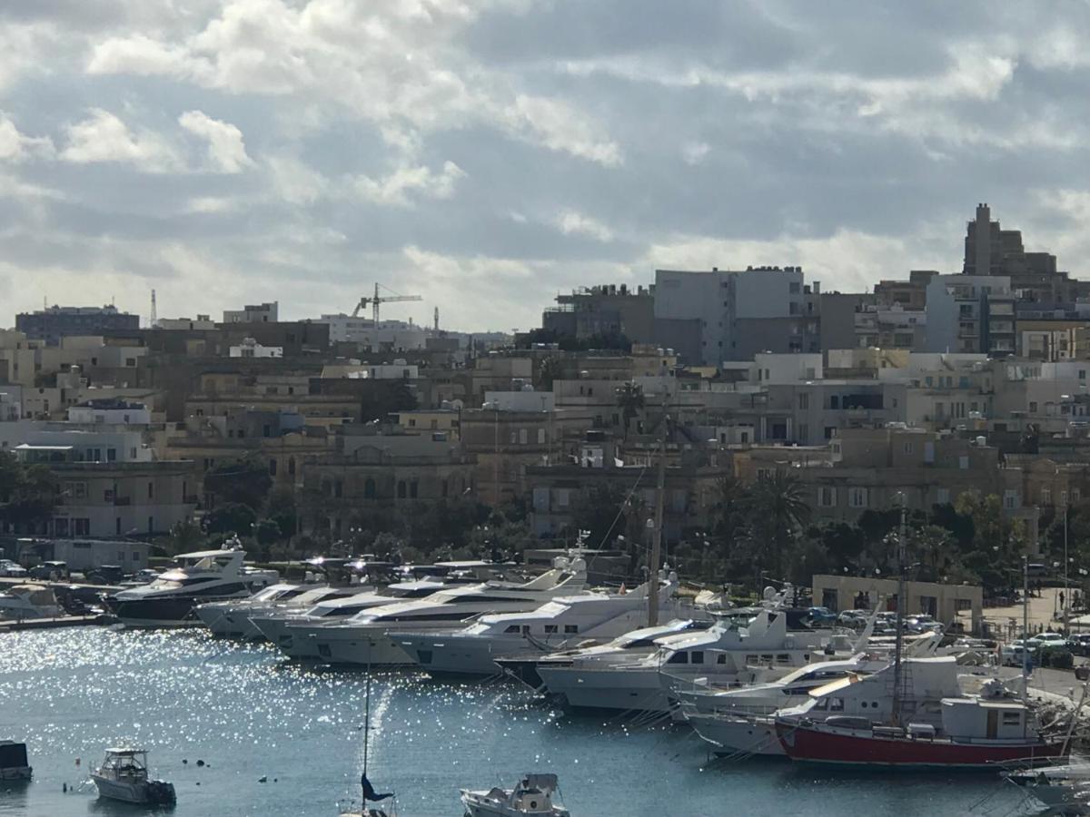 شقة Gzira  في Point - Sir William Reid المظهر الخارجي الصورة